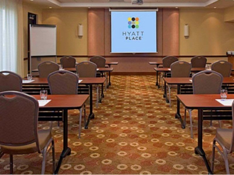 Hyatt Place - 3*